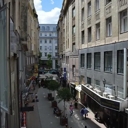 Myspace Downtown Big Будапешт